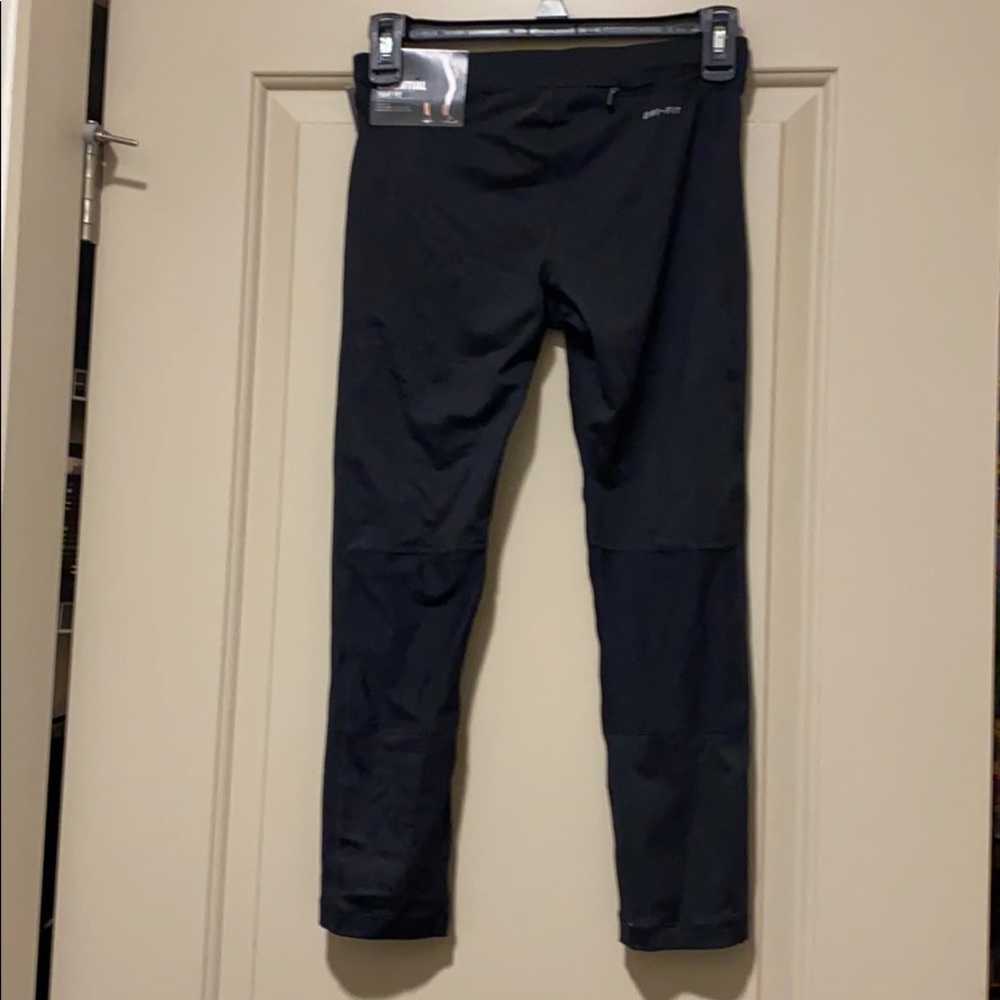 NWT Nike Crop Essential Black Dri Fit Leggings XS - Picture 3 of 8
